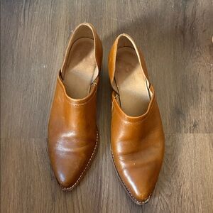 Madewell Brady Lowcut Bootie in English Saddle